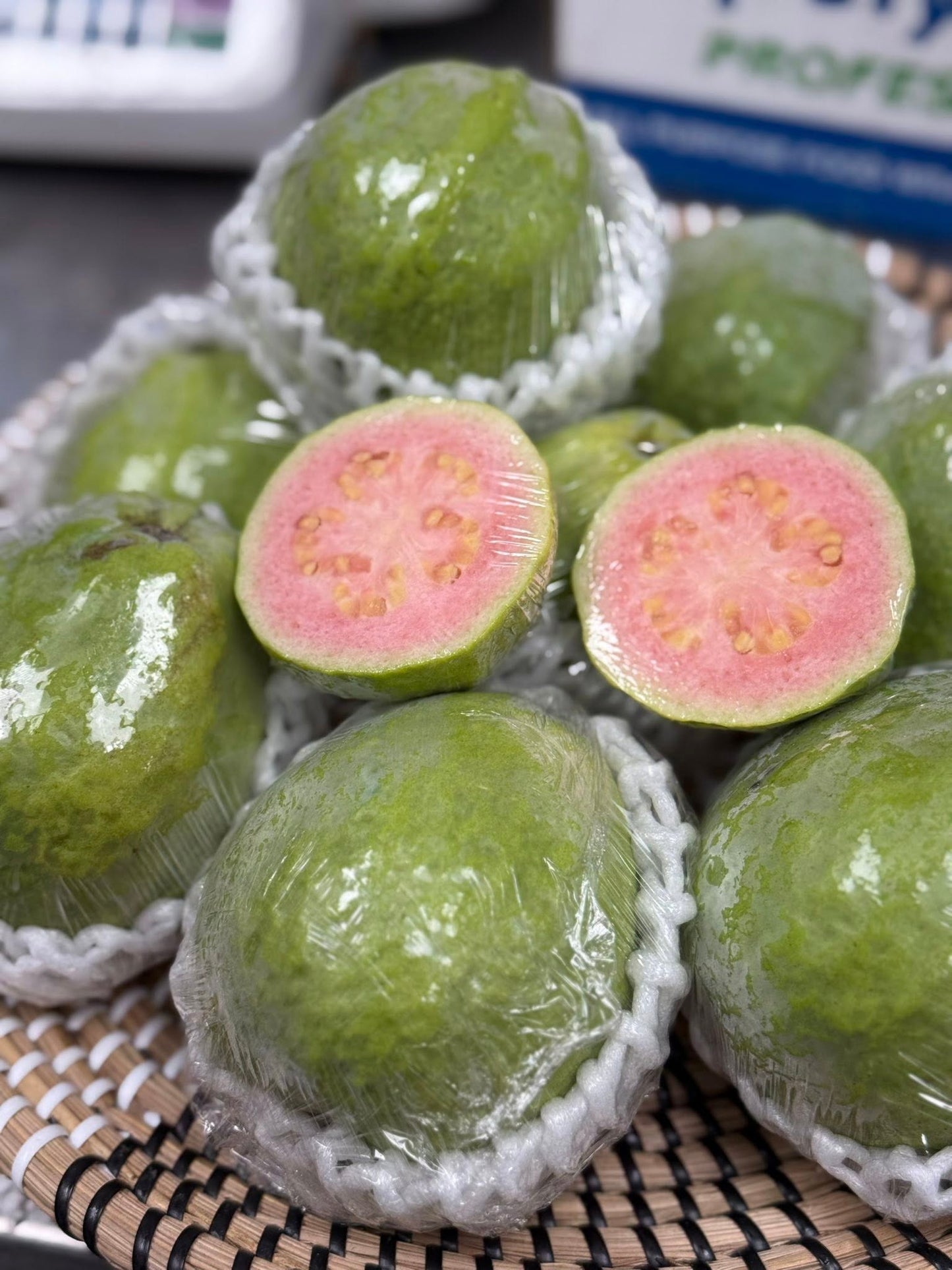 Ổi Ruột Đỏ